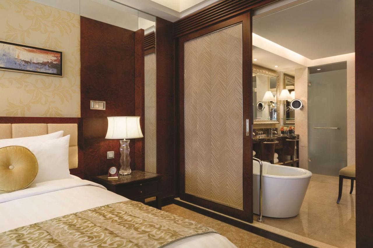 Shangri-La Qingdao - May Fourth Square Экстерьер фото