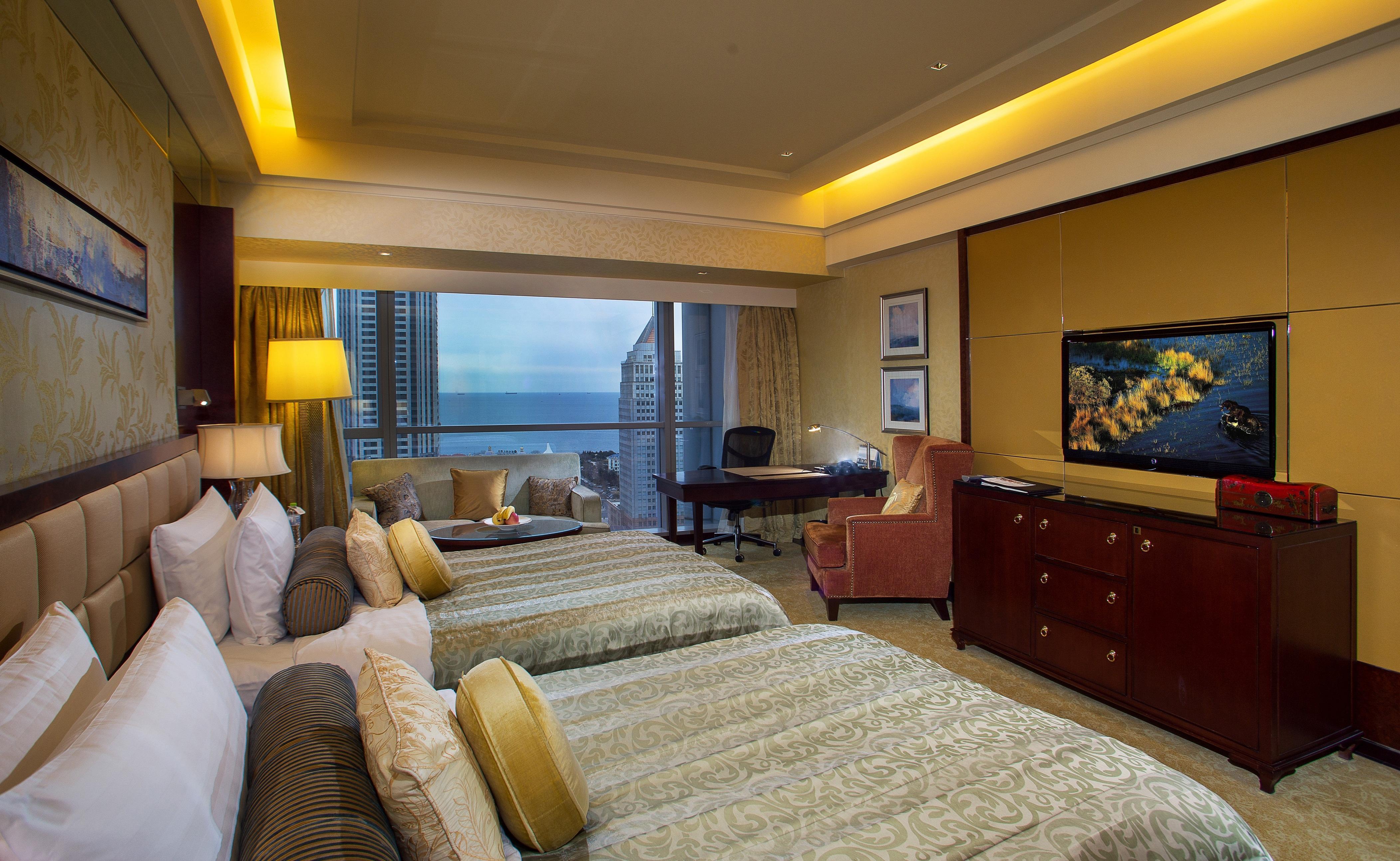 Shangri-La Qingdao - May Fourth Square Экстерьер фото