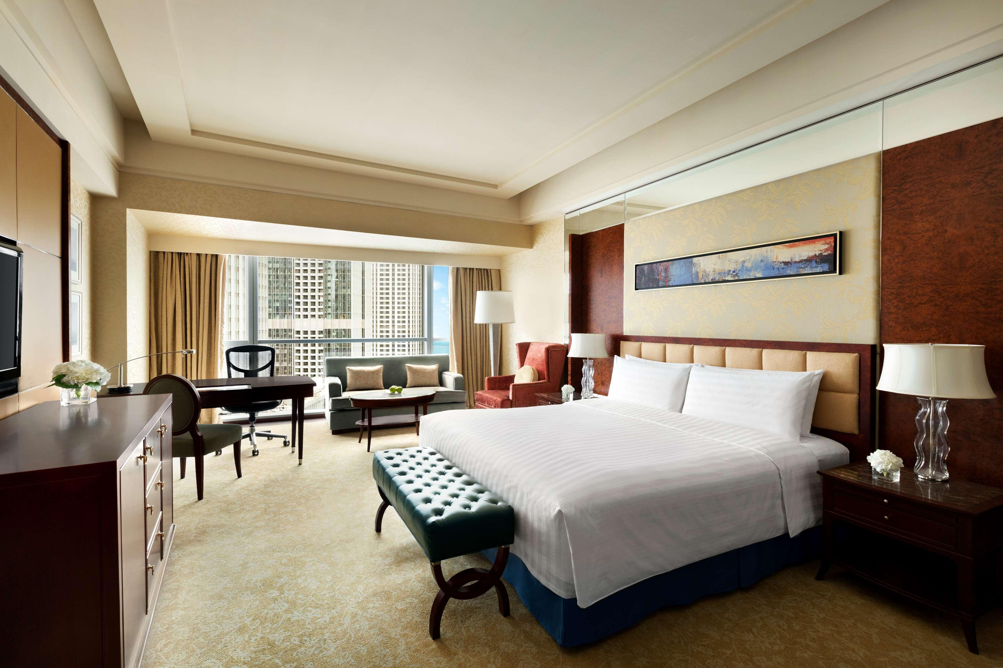 Shangri-La Qingdao - May Fourth Square Экстерьер фото