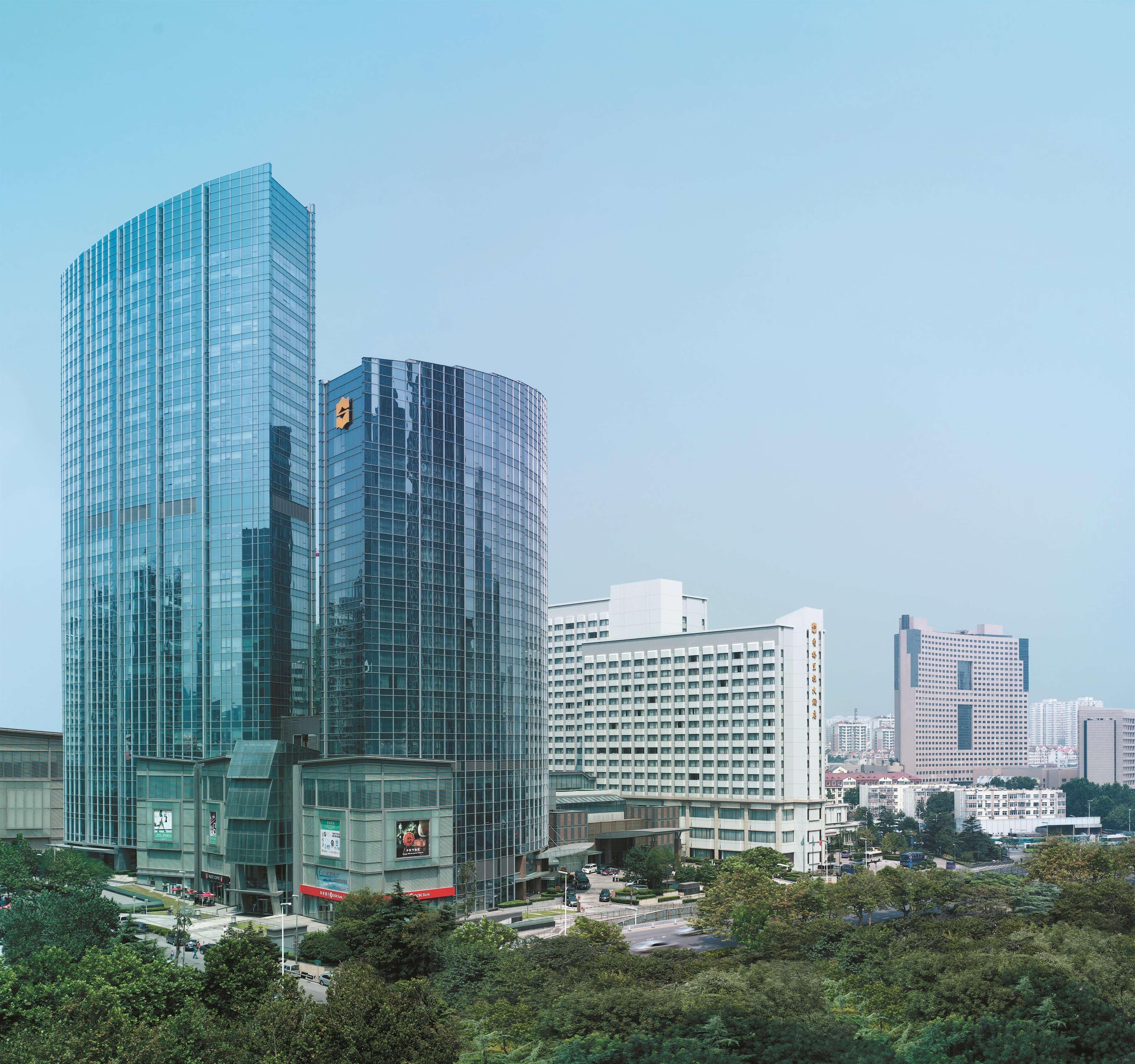 Shangri-La Qingdao - May Fourth Square Экстерьер фото