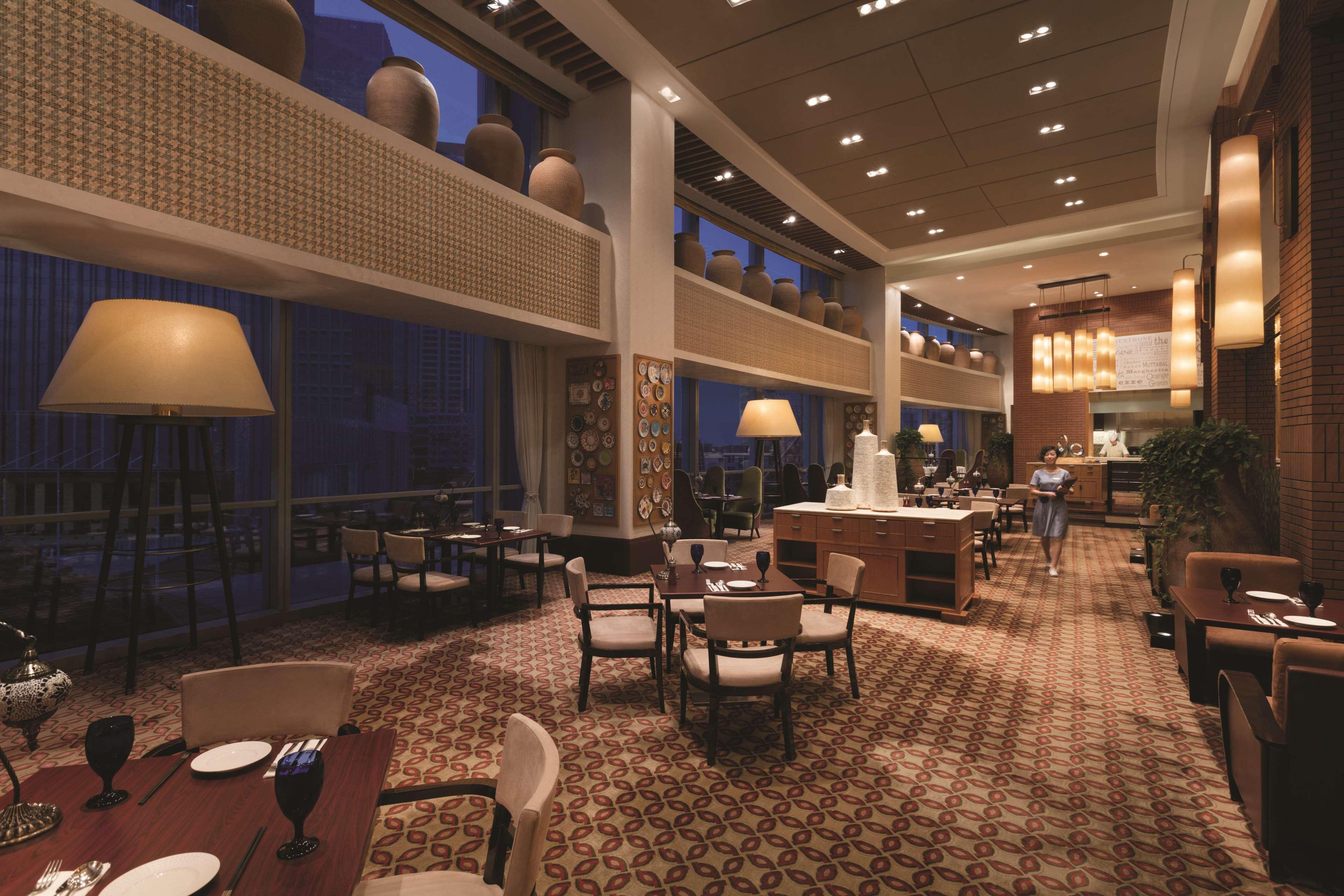 Shangri-La Qingdao - May Fourth Square Экстерьер фото
